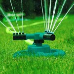 Qiwenr Gartensprinkler Automatischer Rasenwassersprinkler 360-Grad-3-Arm-Sprinkleranlage 12 Düsen großflächig zum Gießen Ihrer Rasenpflanzen Blumen Gemüse und mehr