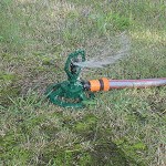 SUCHUANGUANG 360 Grad rotierender Gartensprinkler Automatische Rasenbewässerung Bewässerung Rasensprinkler