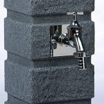 Wasserzapfstelle anthrazit Wasserentnahmestelle Romana black granit aus hochwertigem Kunststoff mit Wasserhahn. Die Wasserzufuhr erfolgt über ein handelsübliches Schlauchstecksystem auf der Rückseite
