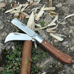 Linsen-outdoors Professionelles Okuliermesser Scharfes Pfropfmesser mit 2 Klingen Edelstahl Klappgarten Knospungs Messer zum Pfropfen Beschneiden Reparieren von Unkrautbüschen