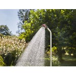 Gardena Gartendusche solo: Dusche mit angenehmem Brausestrahl Wassermenge stufenlos regulierbar und absperrbar stufenlose Höhenverstellung bis 207 cm mit Spike zur Befestigung im Boden 961-20